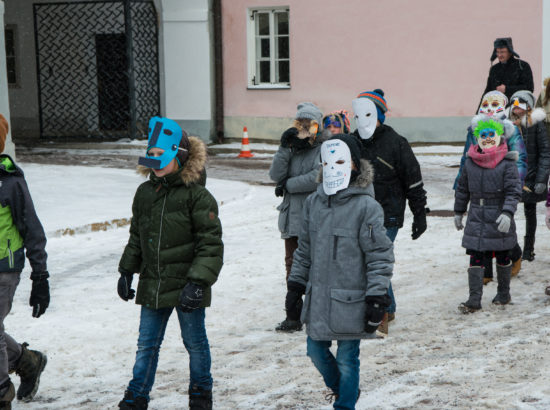 Riigikogu külastasid mardisandid